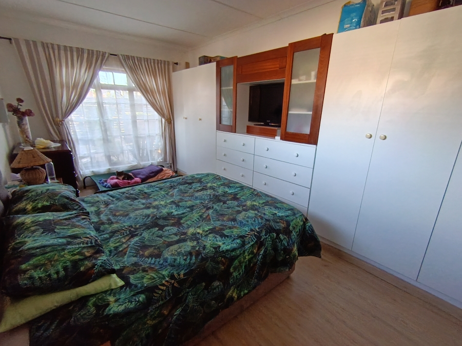 3 Bedroom Property for Sale in C Place Eastern Cape